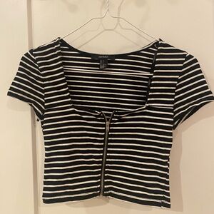 Forever 21 Black and White Striped Women's Crop Top